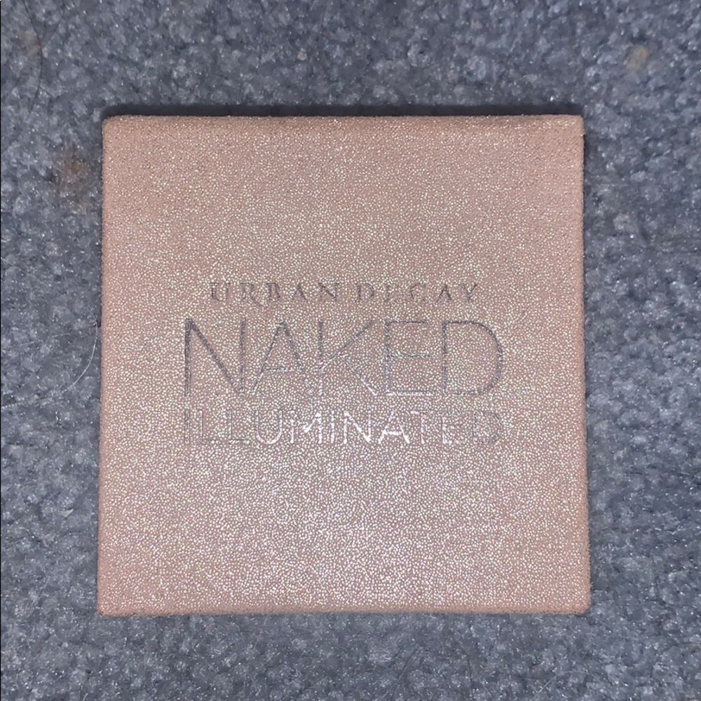 urban decay naked illuminated highlighter